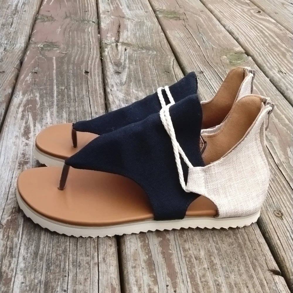 Sandals - Picture 3 of 3